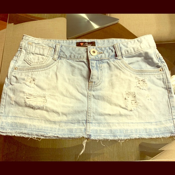 Guess Distressed Denim mini Skirt - Picture 1 of 2